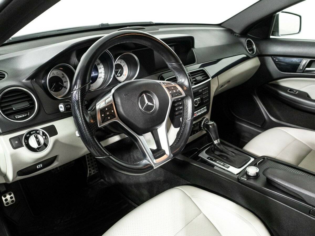 Купить Mercedes-Benz C-Класс с пробегом. Фото: #10