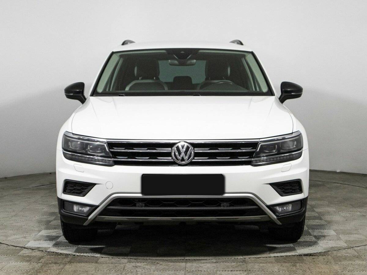 Купить Volkswagen Tiguan с пробегом. Фото: #1