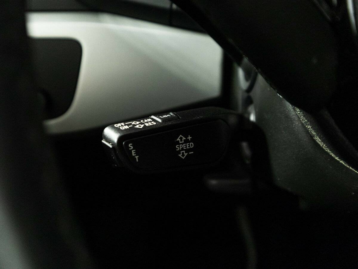 Купить Audi A4 с пробегом. Фото: #19