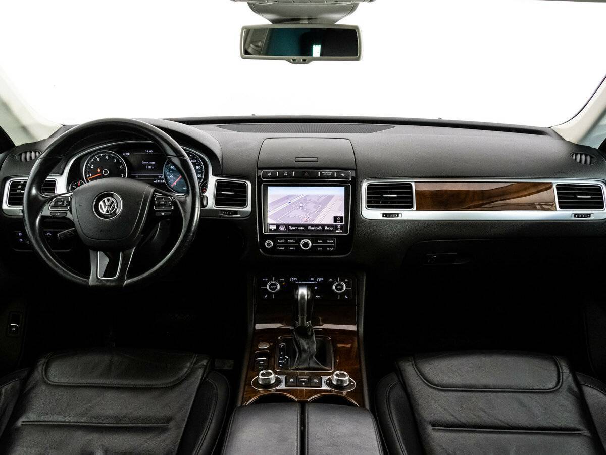 Купить Volkswagen Touareg с пробегом. Фото: #8