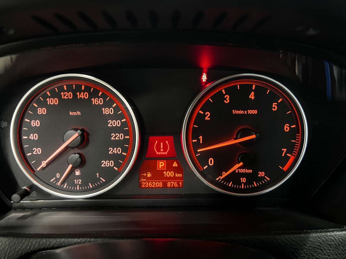 Купить BMW X5 с пробегом. Фото: #12