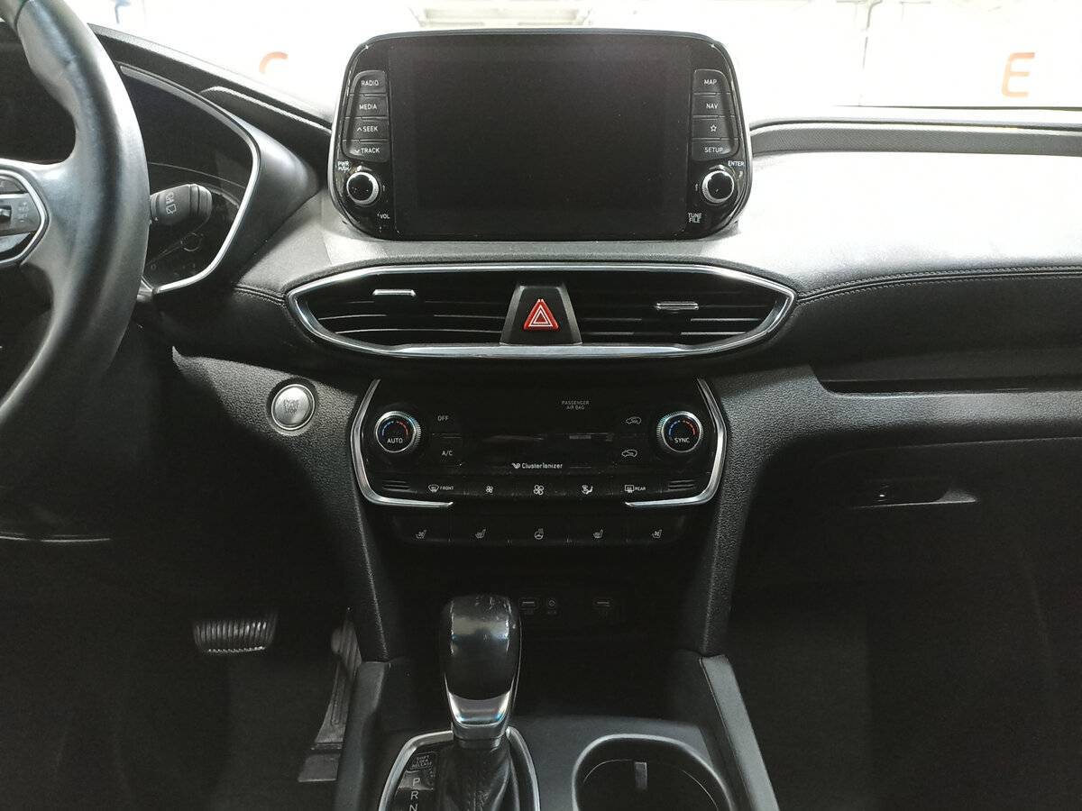 Купить Hyundai Santa Fe с пробегом. Фото: #14