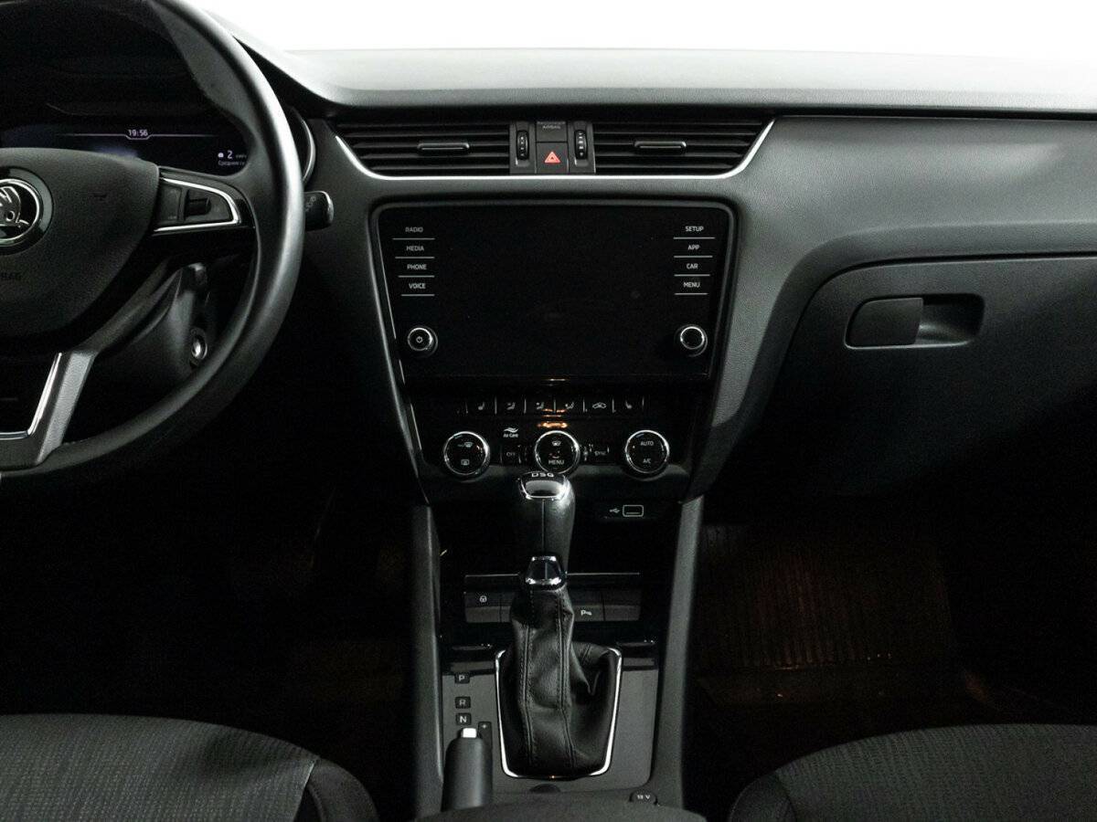 Купить Skoda Octavia с пробегом. Фото: #13