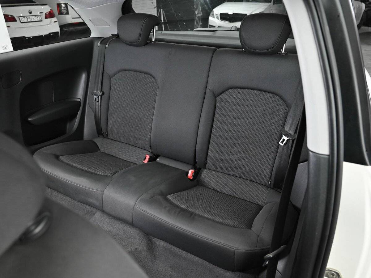 Купить Audi A1 с пробегом. Фото: #11