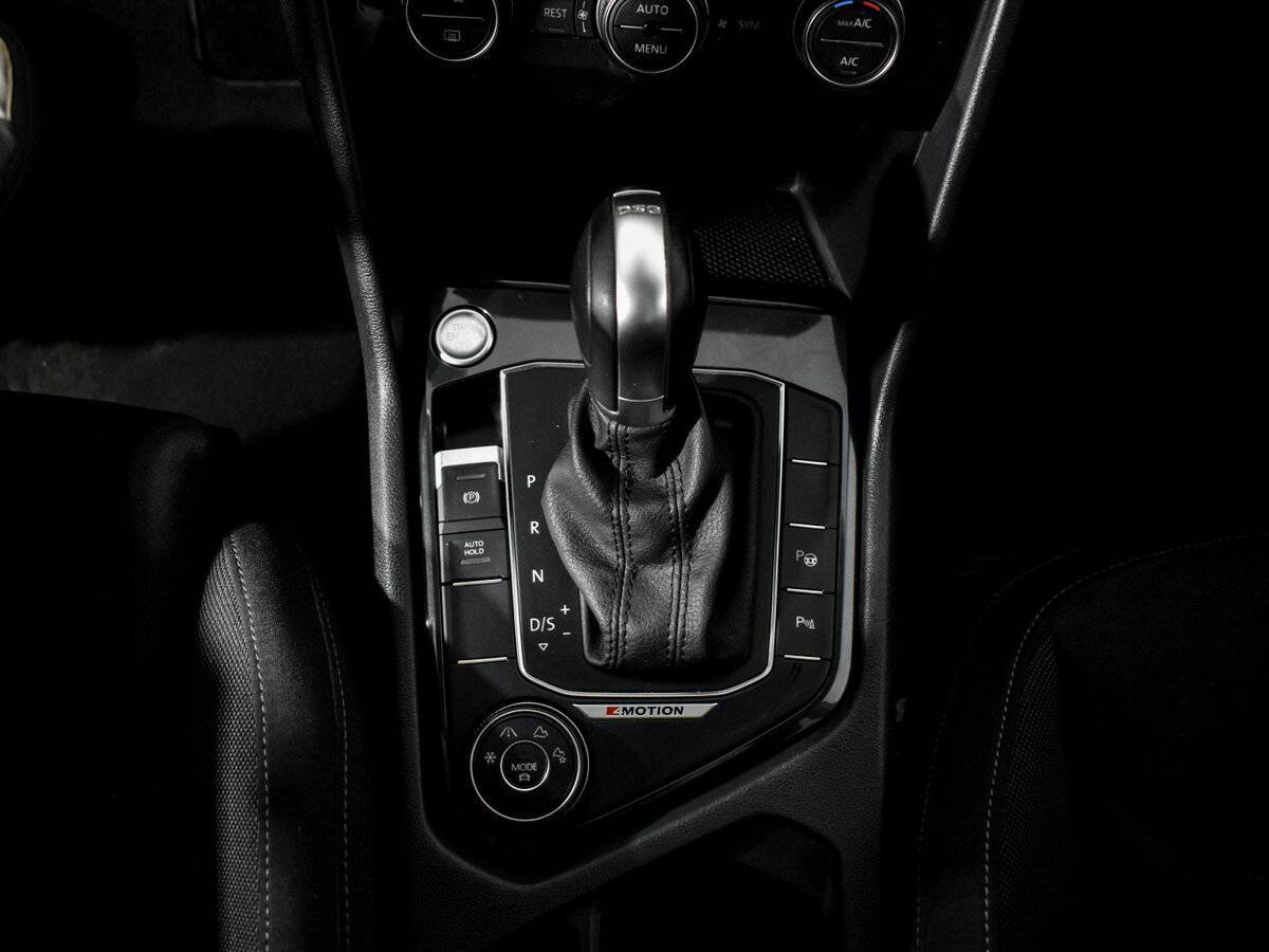 Купить Volkswagen Tiguan с пробегом. Фото: #10