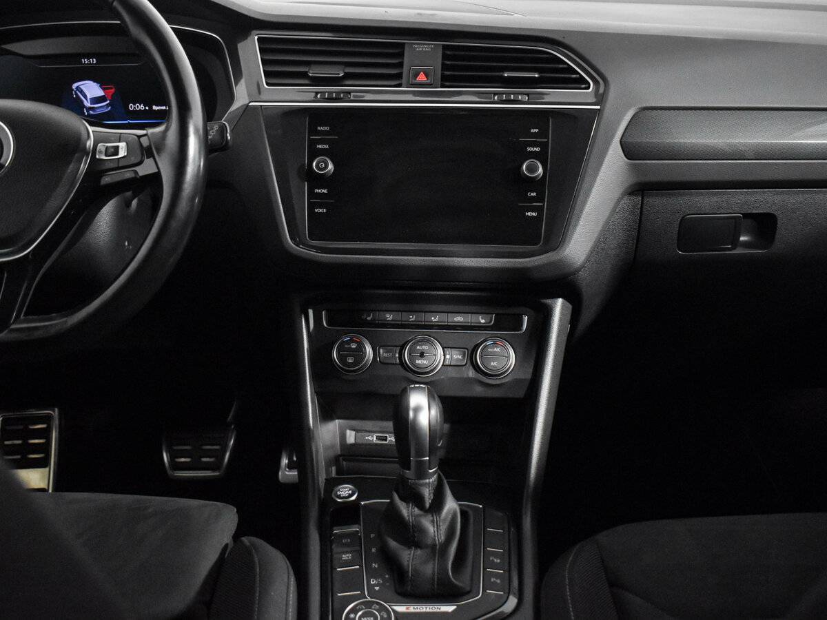 Купить Volkswagen Tiguan с пробегом. Фото: #14