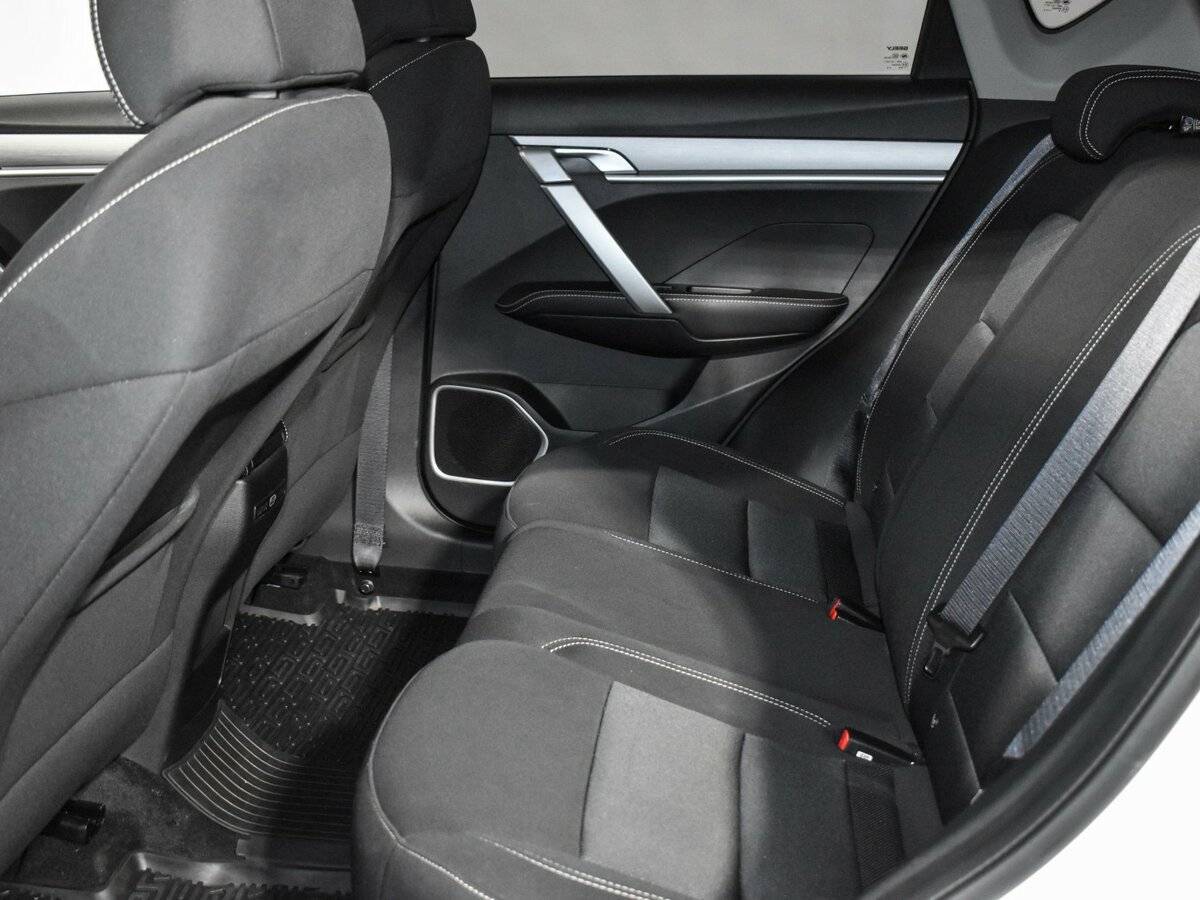 Купить Geely Coolray с пробегом. Фото: #13