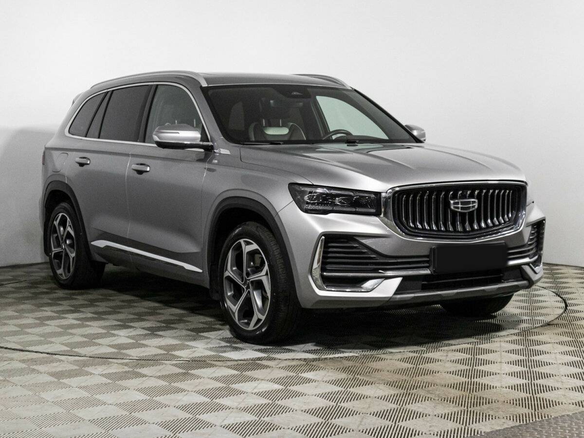 Купить Geely Monjaro с пробегом. Фото: #2