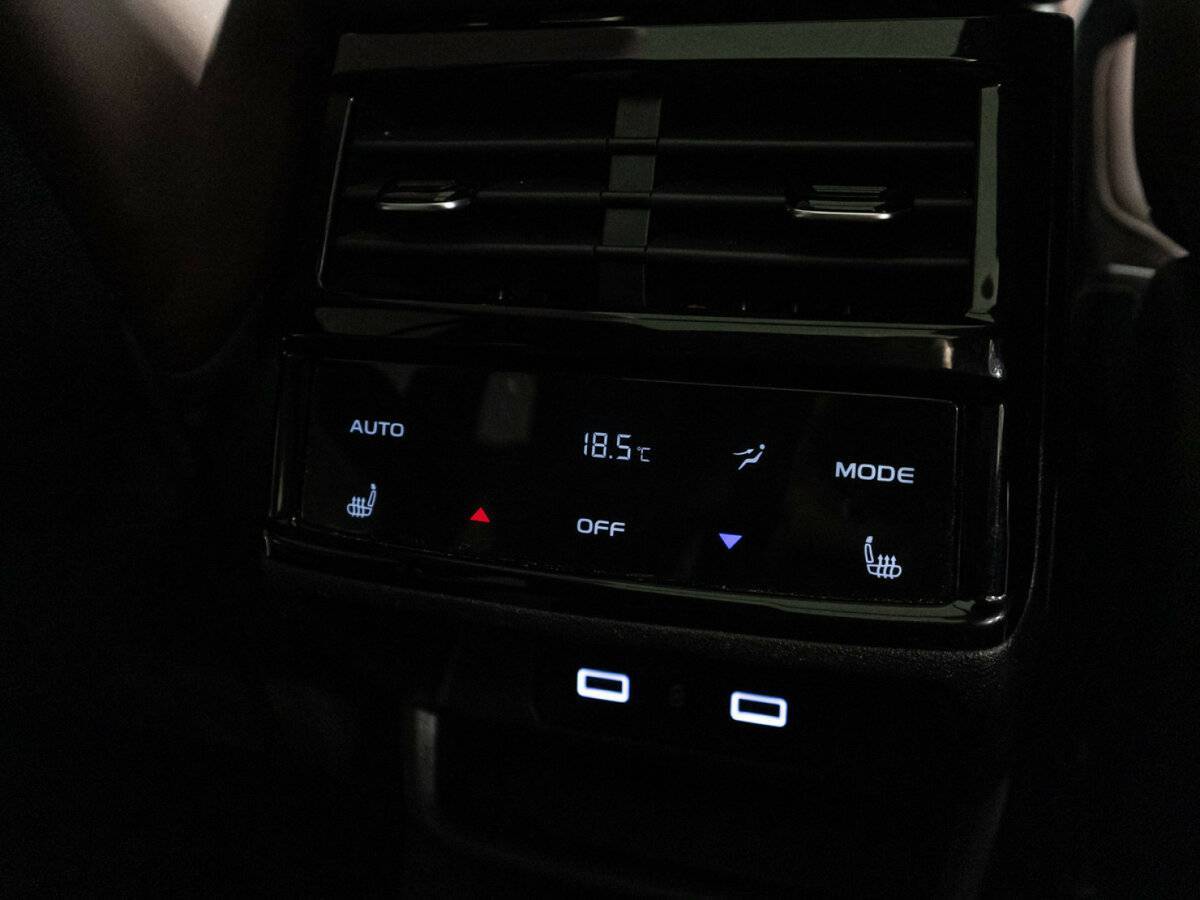 Купить Geely Monjaro с пробегом. Фото: #24