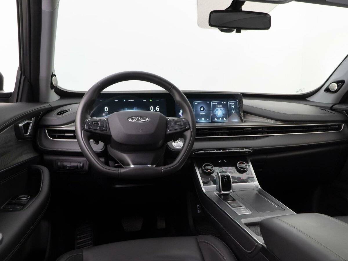 Купить Chery Tiggo 8 с пробегом. Фото: #5