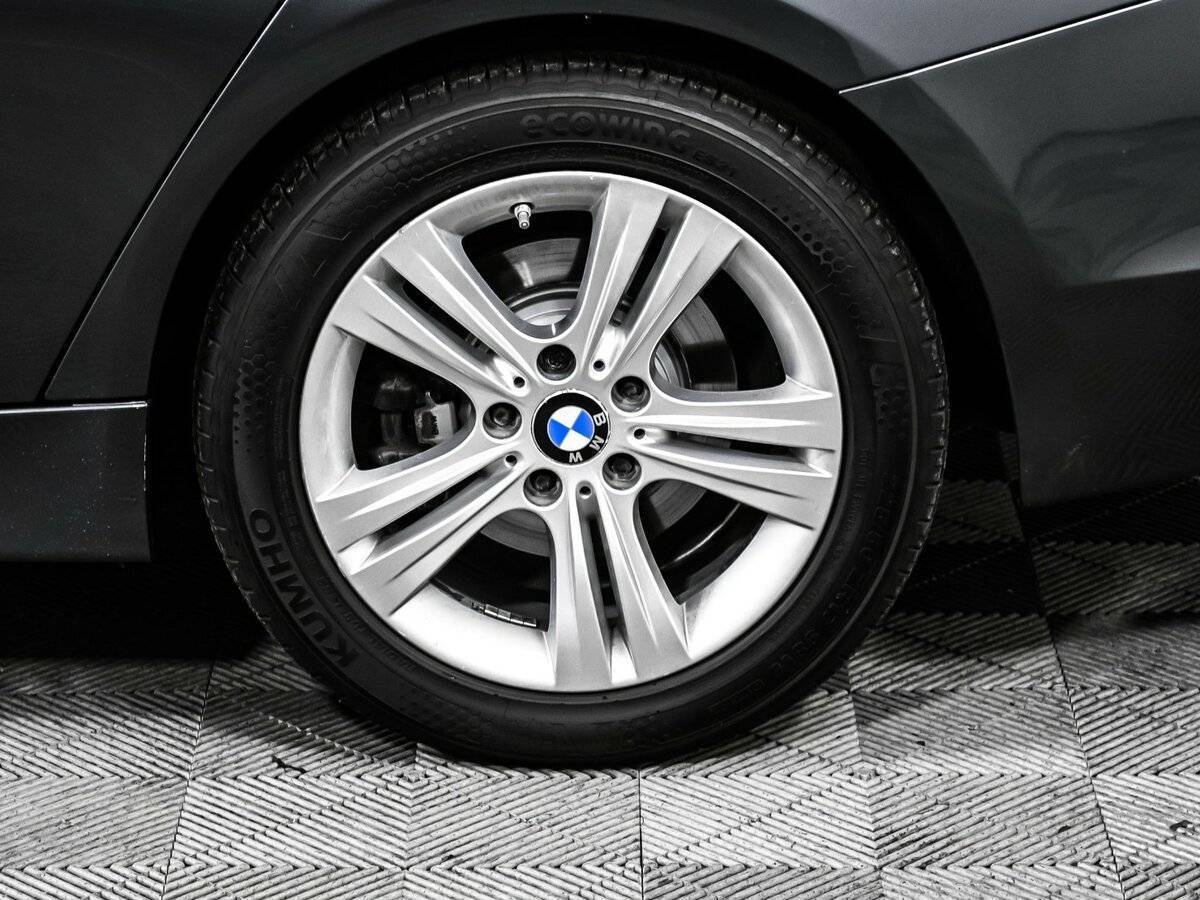 Купить BMW 3 серии с пробегом. Фото: #13