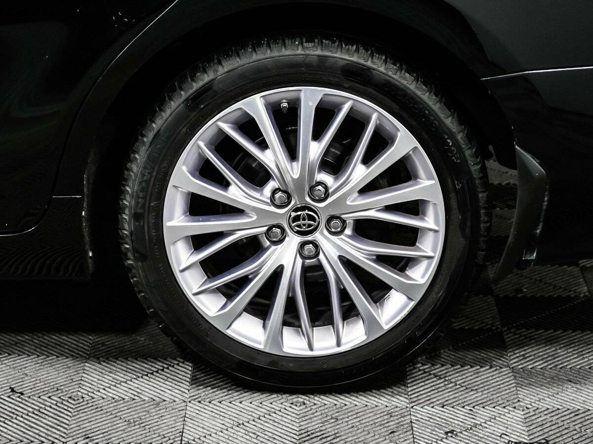 Купить Toyota Camry с пробегом. Фото: #13