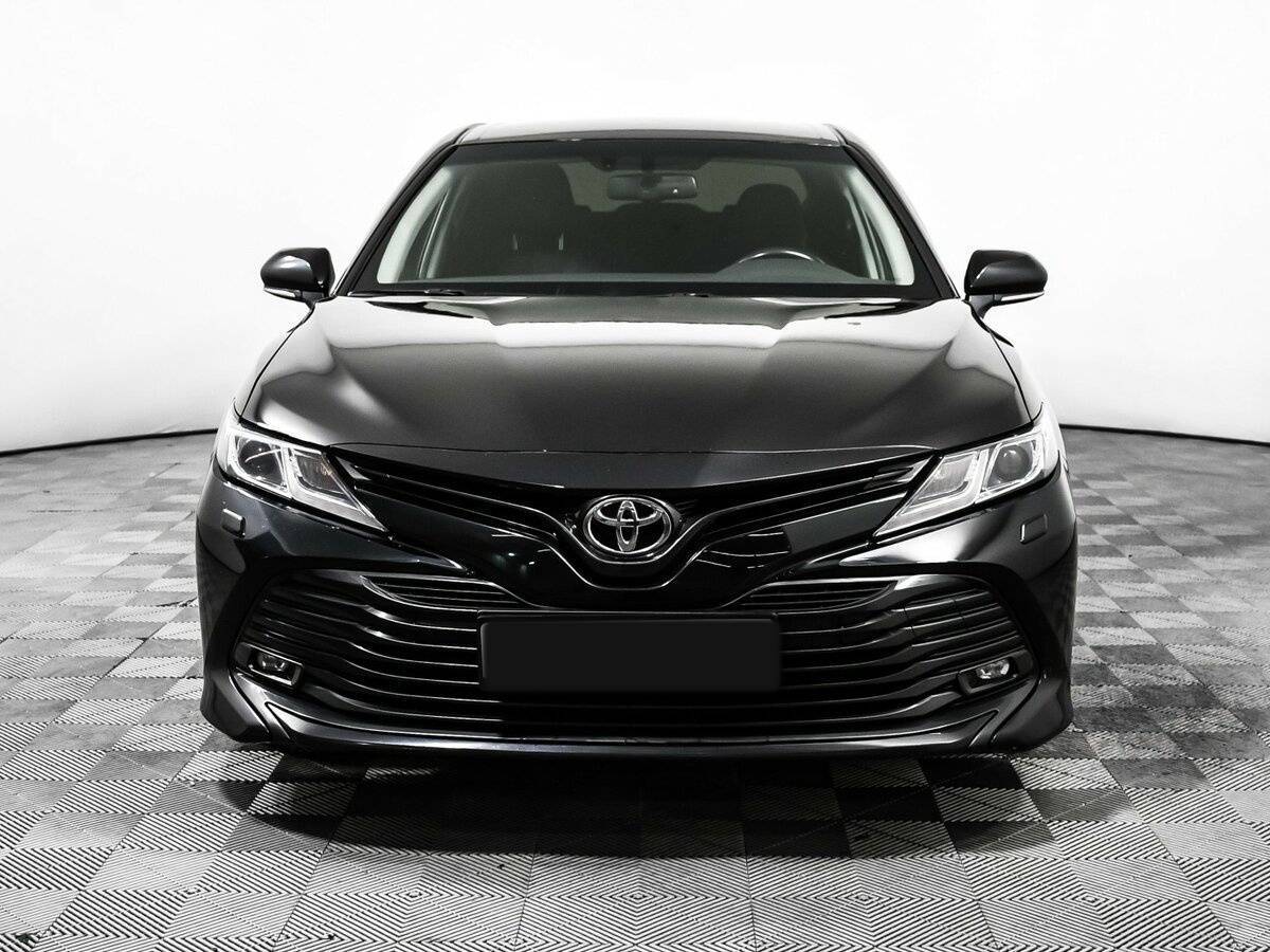 Купить Toyota Camry с пробегом. Фото: #1