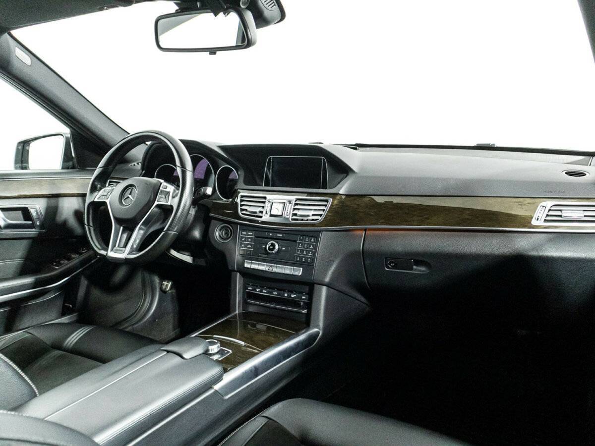 Купить Mercedes-Benz E-Класс с пробегом. Фото: #9