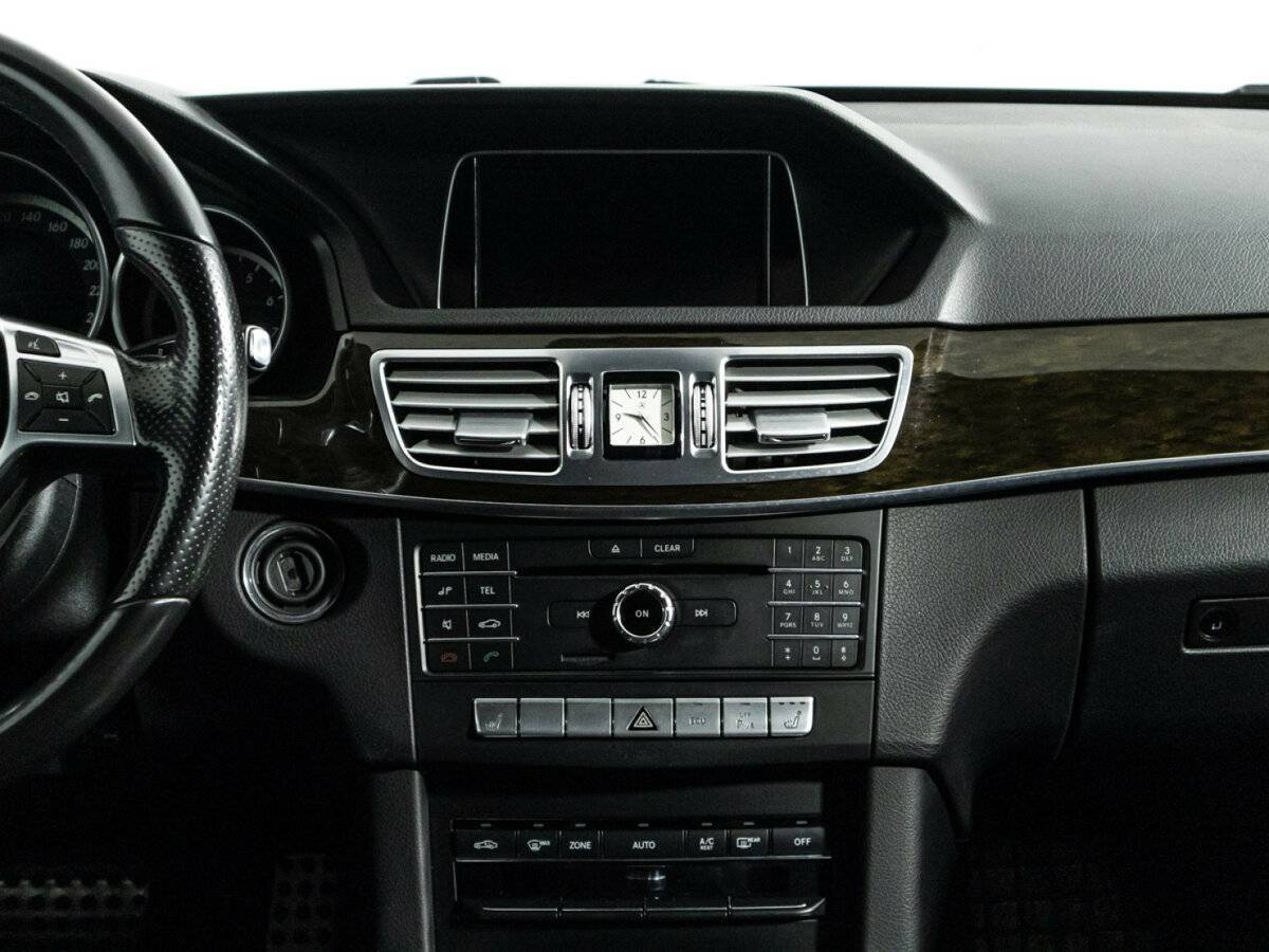 Купить Mercedes-Benz E-Класс с пробегом. Фото: #14