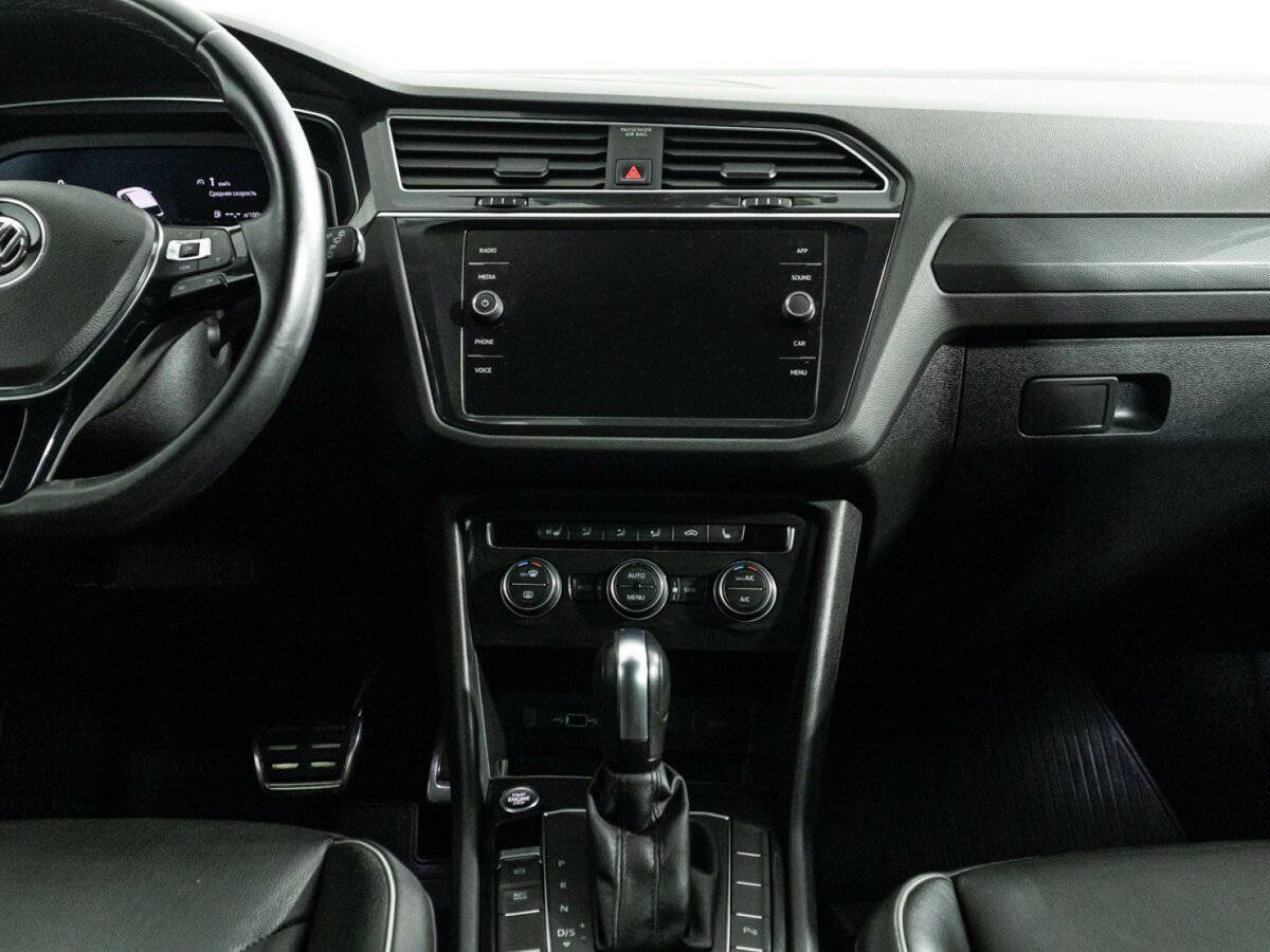 Купить Volkswagen Tiguan с пробегом. Фото: #13