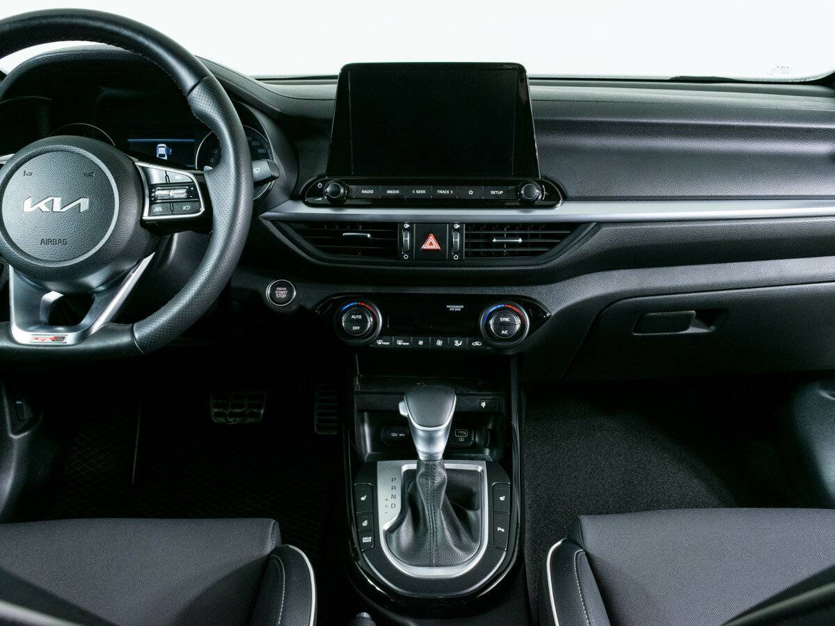 Купить Kia Cerato с пробегом. Фото: #10