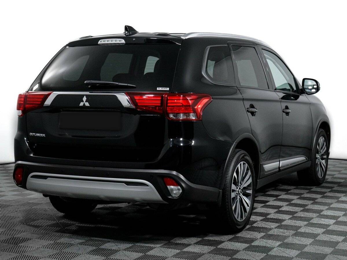 Купить Mitsubishi Outlander с пробегом. Фото: #4