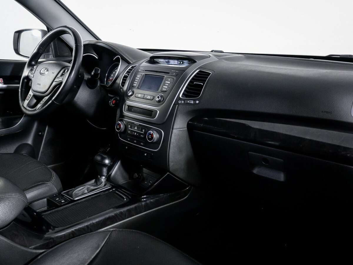 Купить Kia Sorento с пробегом. Фото: #8