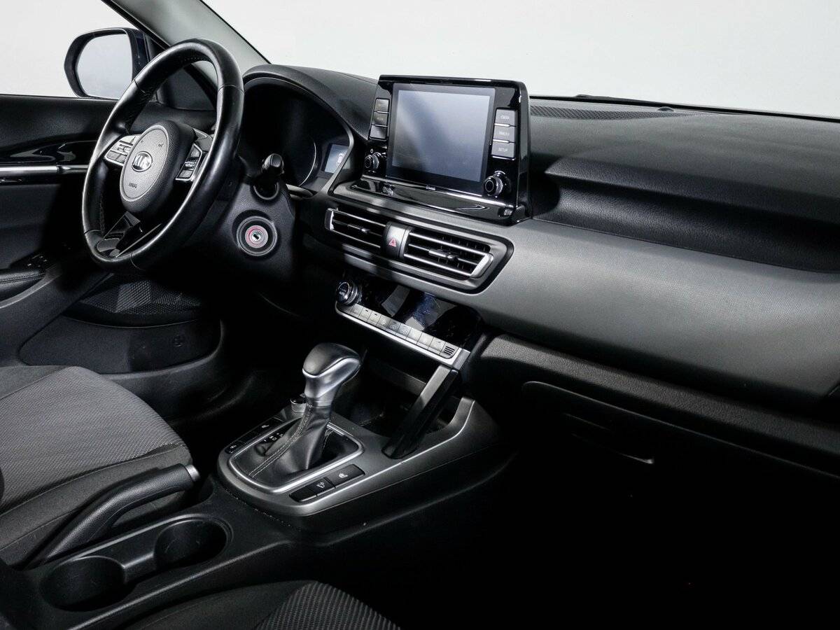 Купить Kia Seltos с пробегом. Фото: #8