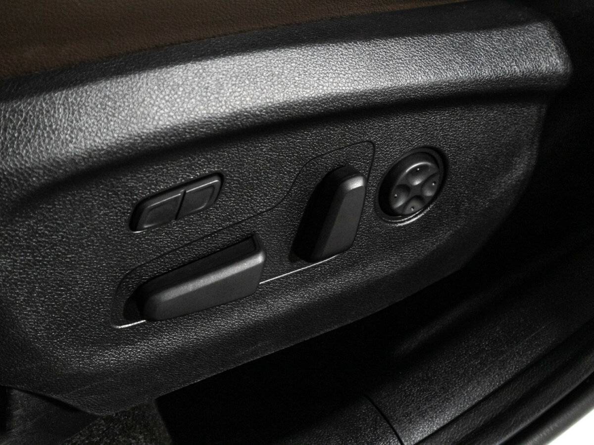 Купить Kia Sorento с пробегом. Фото: #18