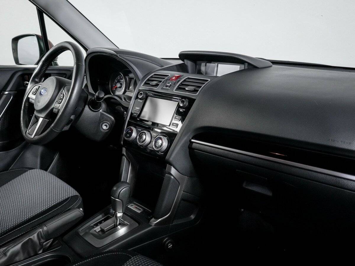 Купить Subaru Forester с пробегом. Фото: #8