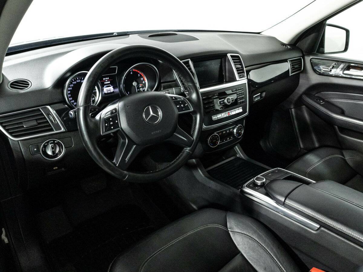 Купить Mercedes-Benz M-Класс с пробегом. Фото: #10