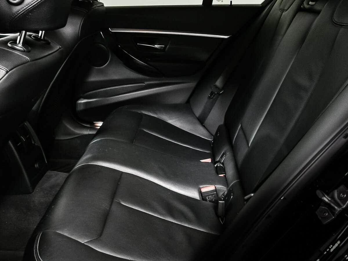 Купить BMW 3 серии с пробегом. Фото: #11