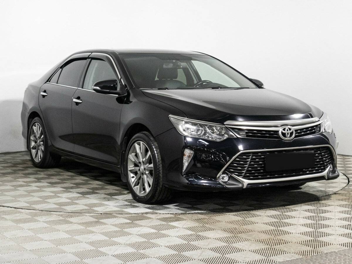 Купить Toyota Camry с пробегом. Фото: #2