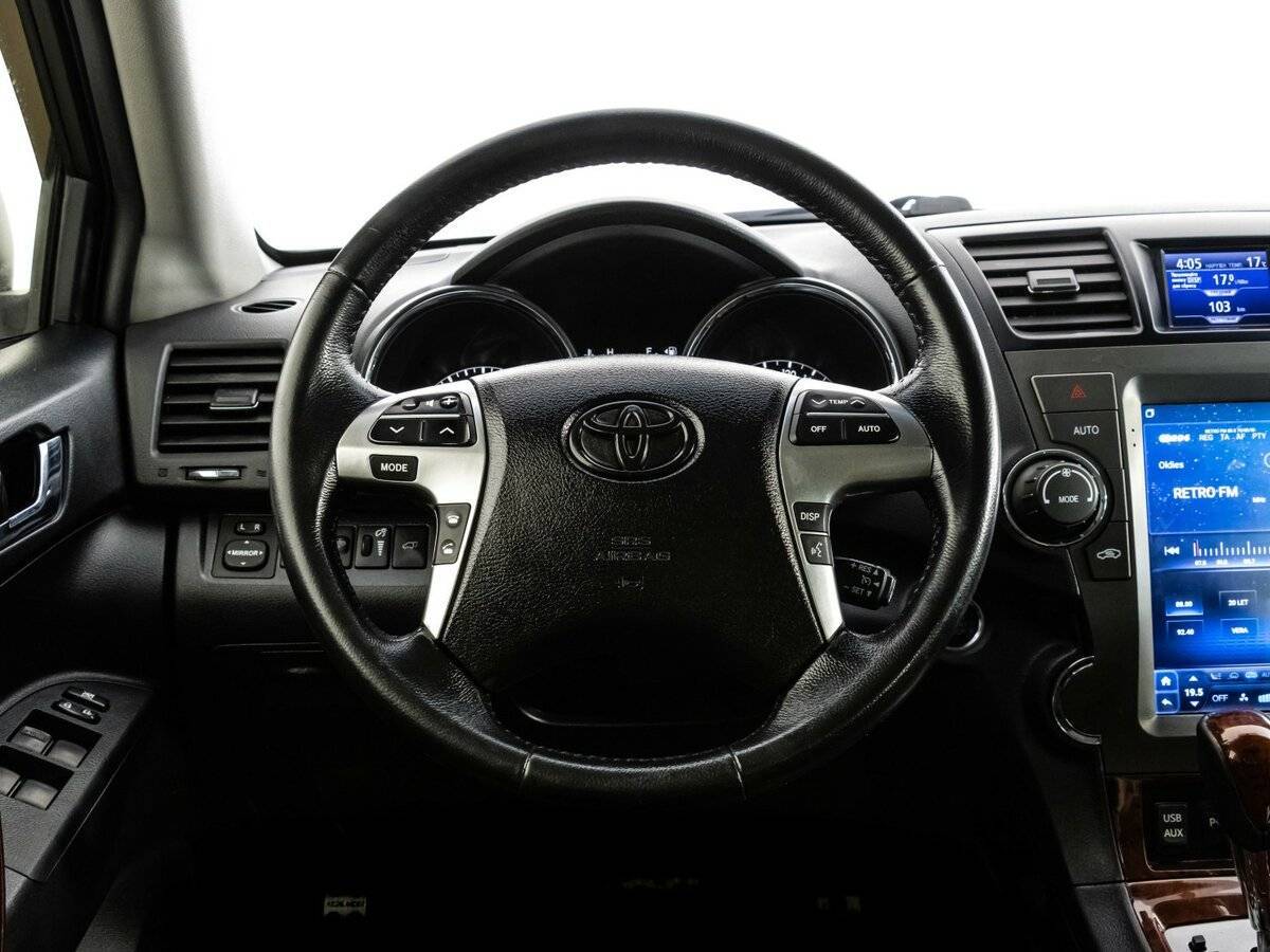 Купить Toyota Highlander с пробегом. Фото: #11