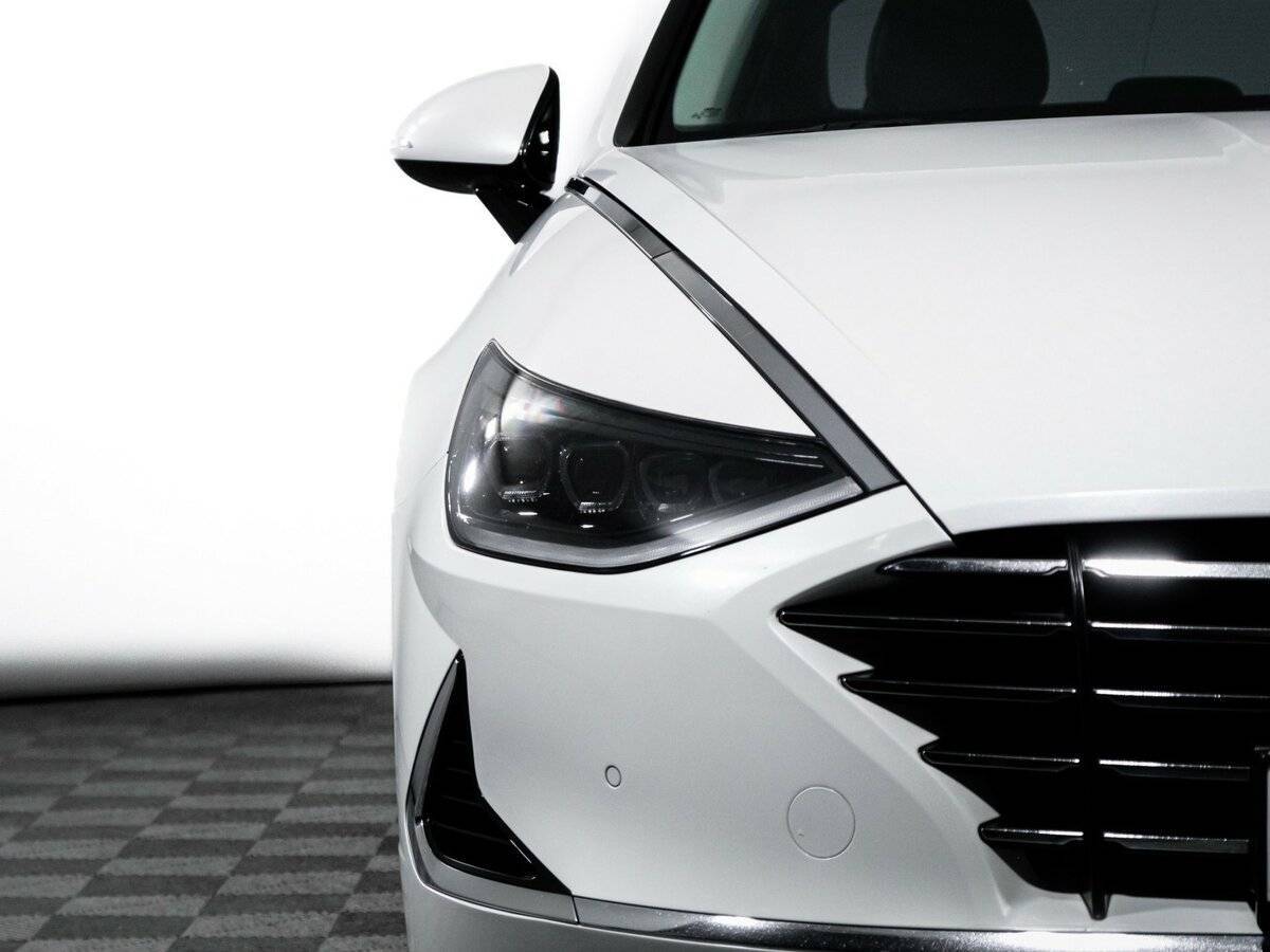 Купить Hyundai Sonata с пробегом. Фото: #17