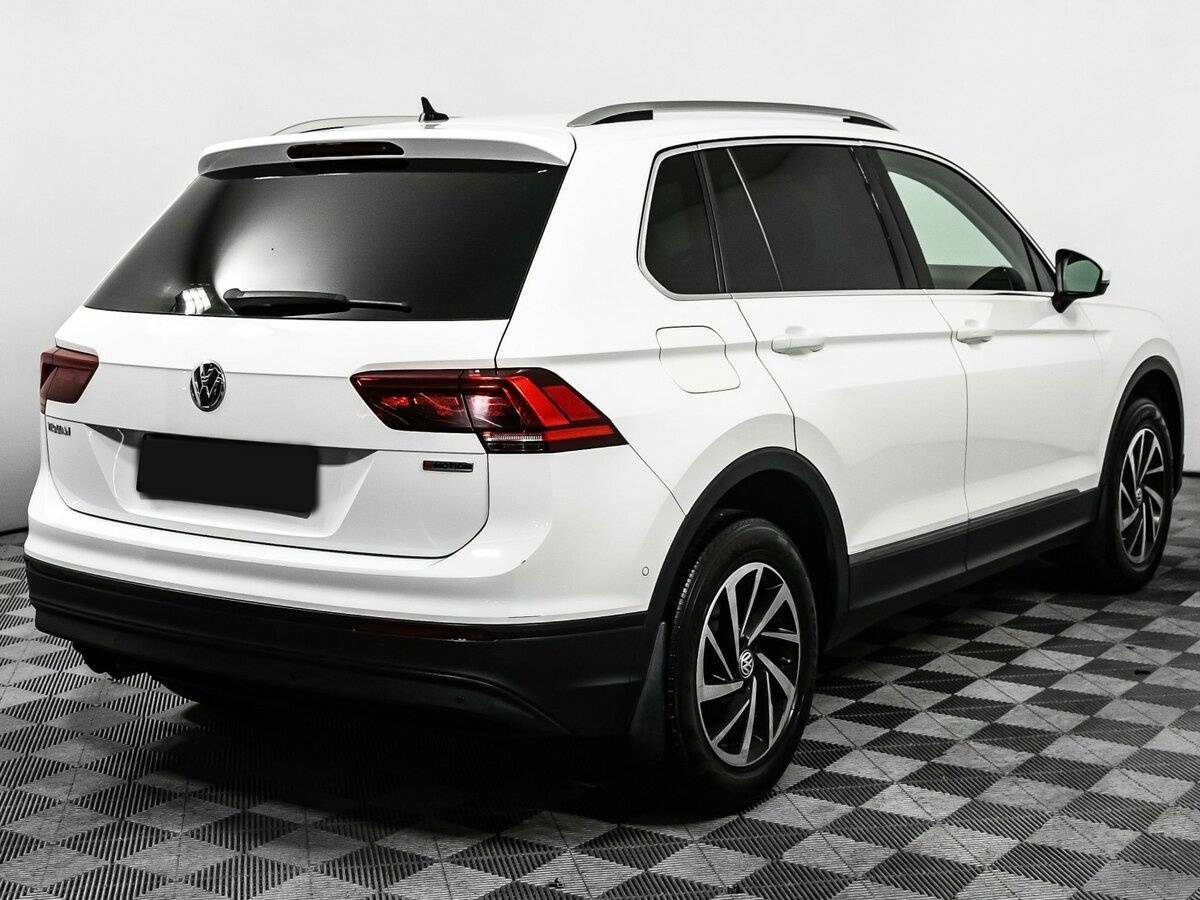 Купить Volkswagen Tiguan с пробегом. Фото: #4