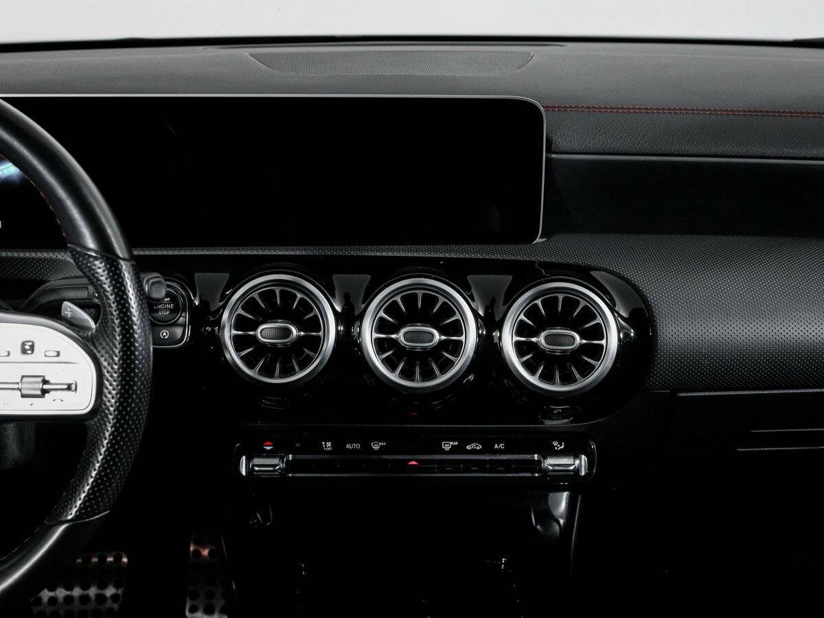 Купить Mercedes-Benz CLA с пробегом. Фото: #12