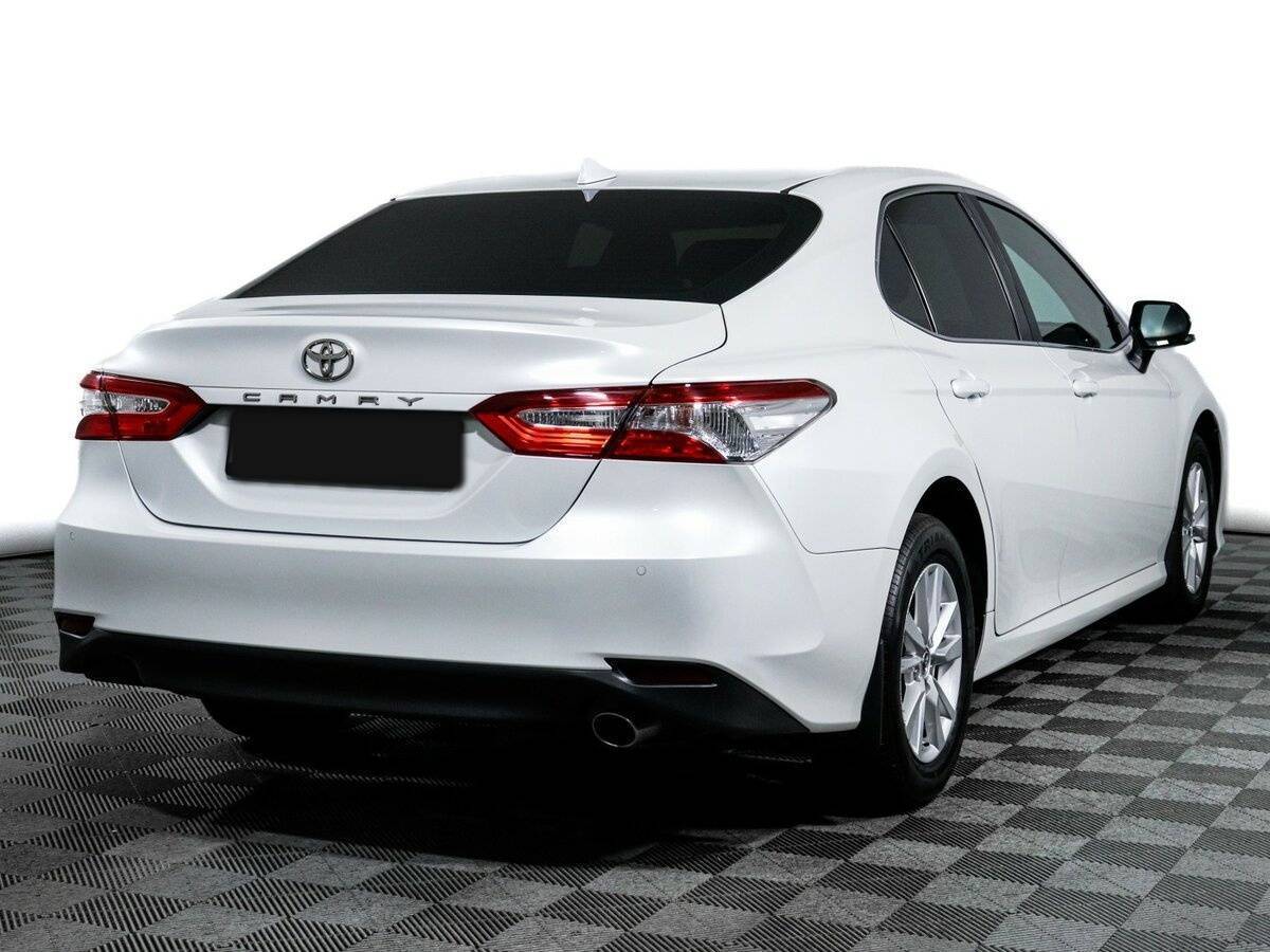 Купить Toyota Camry с пробегом. Фото: #4