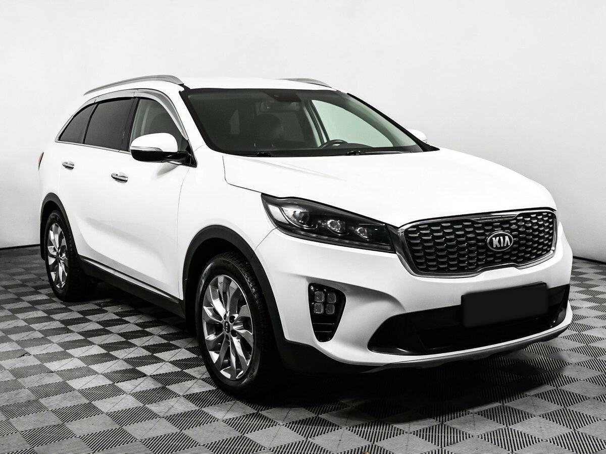 Купить Kia Sorento с пробегом. Фото: #2