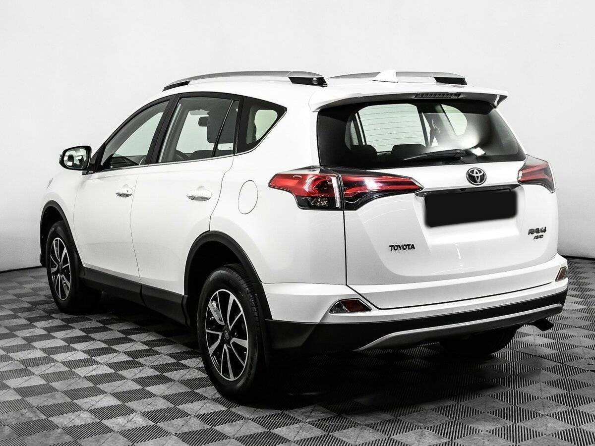 Купить Toyota RAV4 с пробегом. Фото: #6