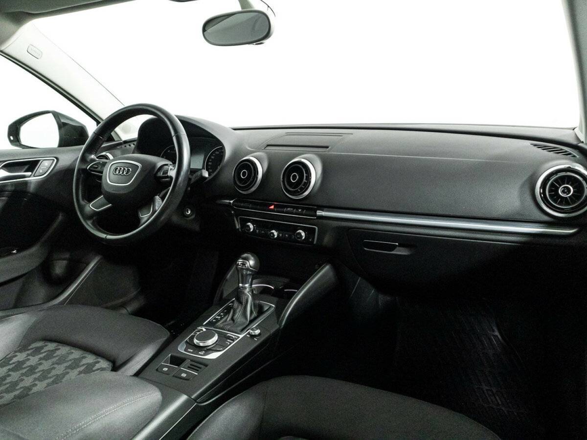 Купить Audi A3 с пробегом. Фото: #8