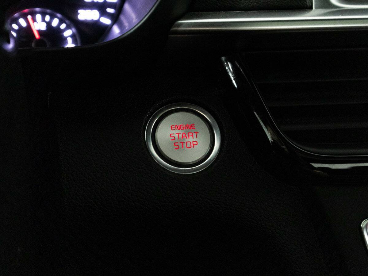 Купить Kia Optima с пробегом. Фото: #18