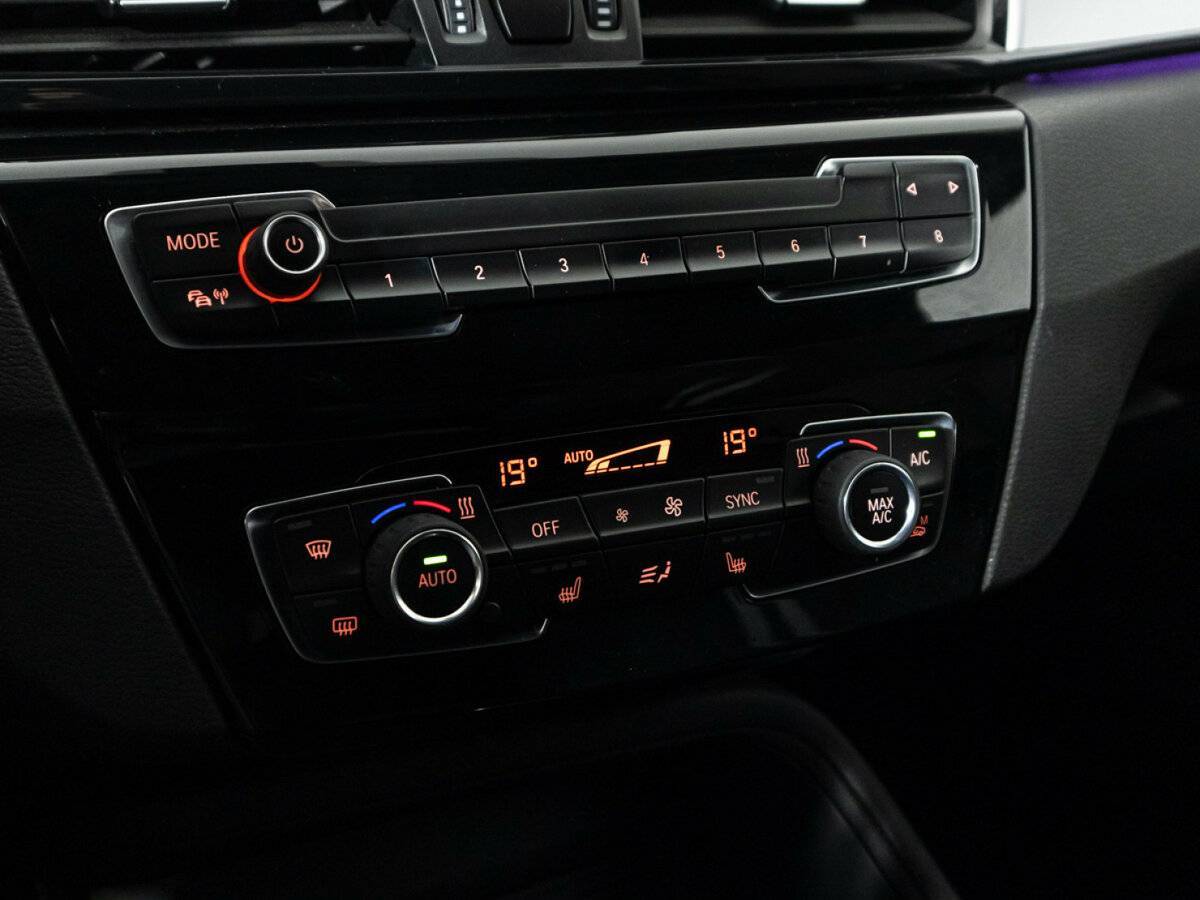 Купить BMW X1 с пробегом. Фото: #17