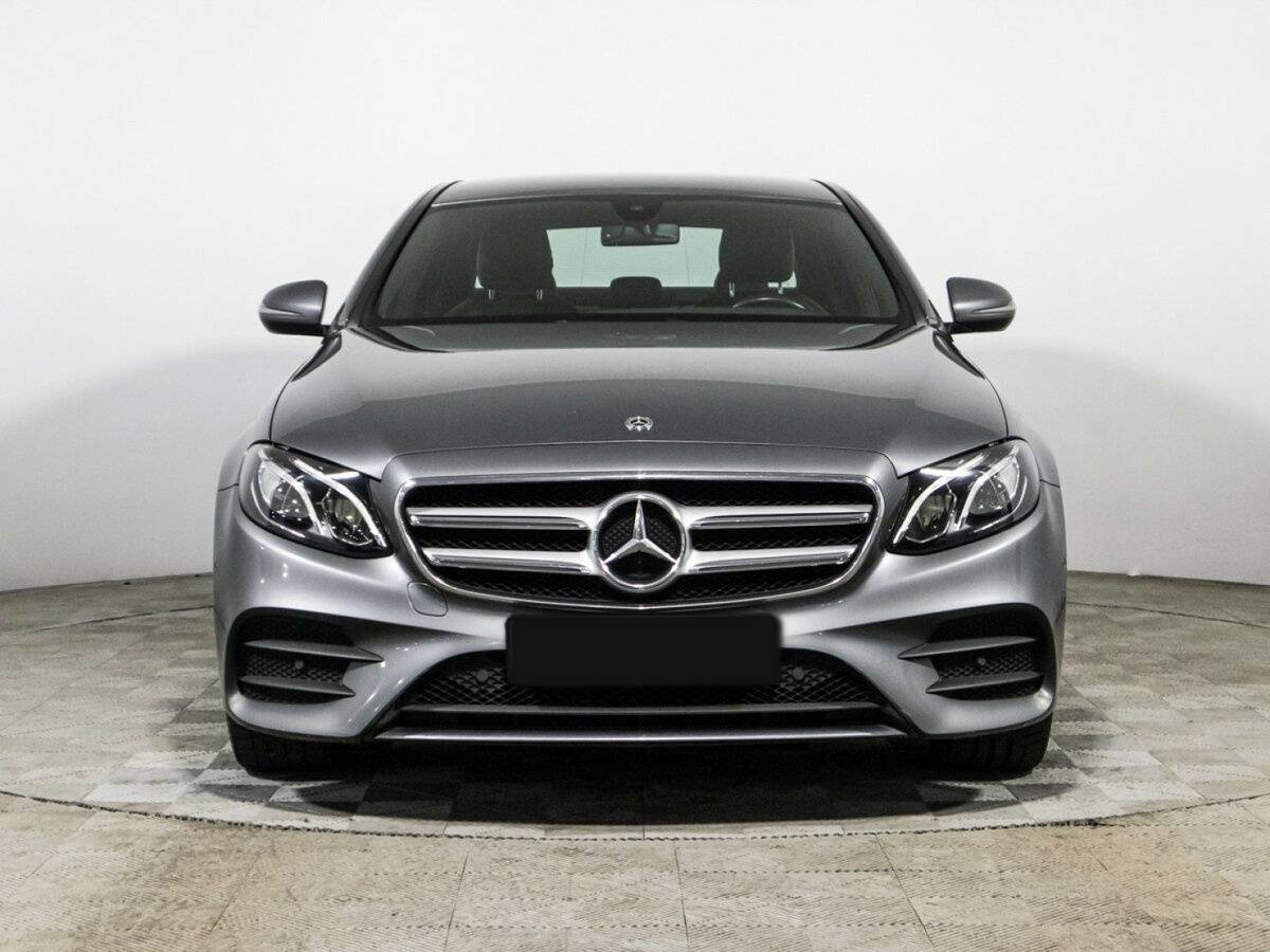 Купить Mercedes-Benz E-Класс с пробегом. Фото: #1