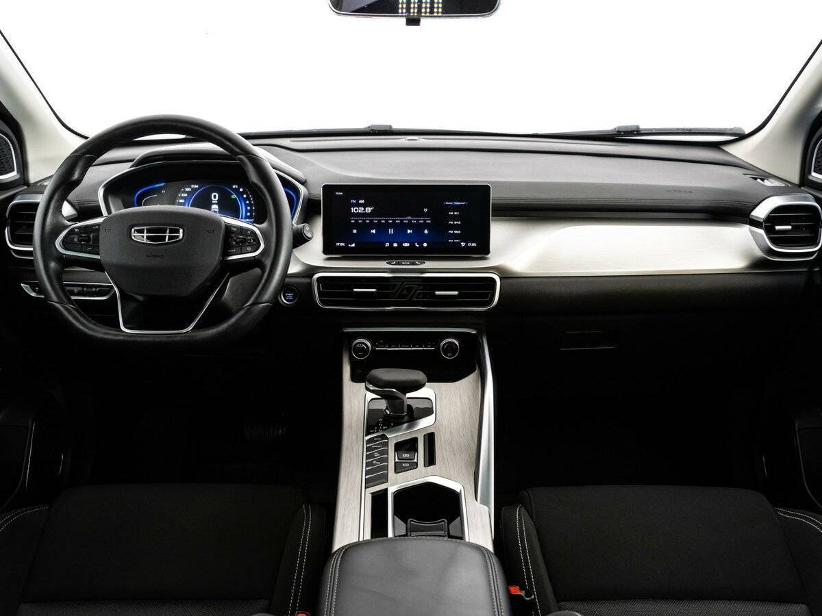 Купить Geely Coolray с пробегом. Фото: #9