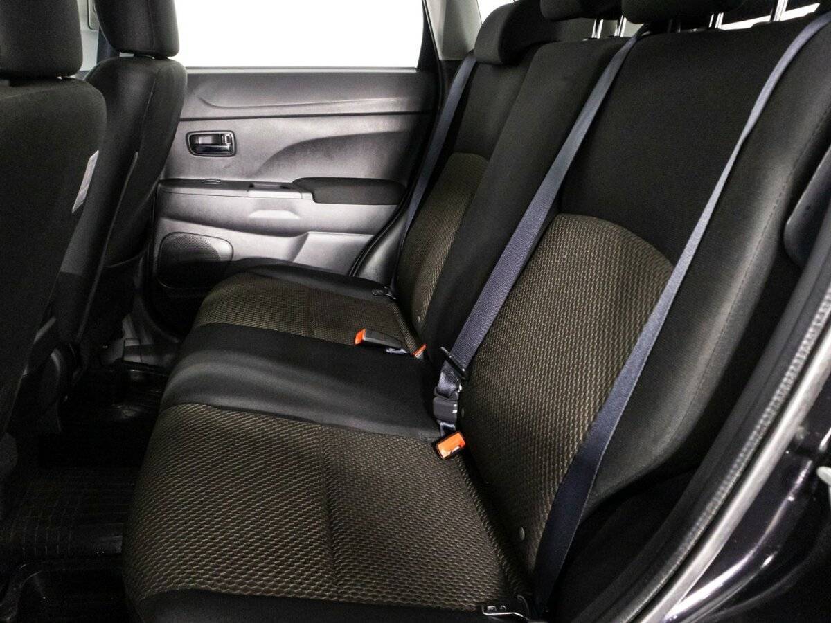 Купить Mitsubishi ASX с пробегом. Фото: #9