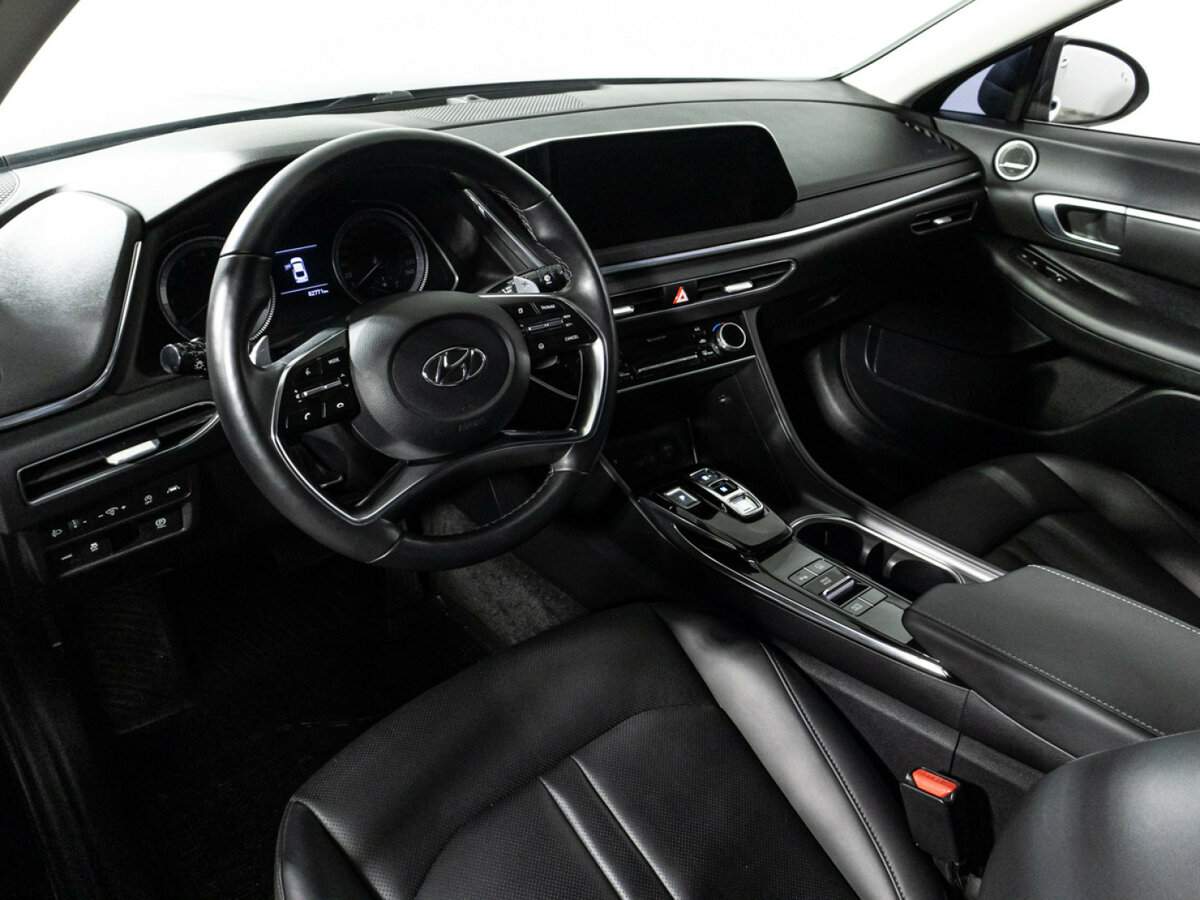 Купить Hyundai Sonata с пробегом. Фото: #10