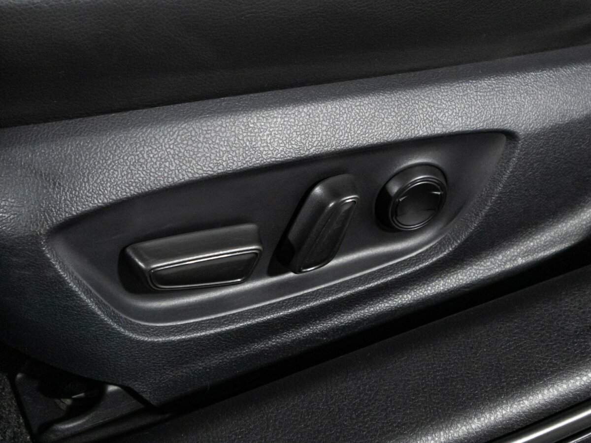 Купить Toyota Camry с пробегом. Фото: #14