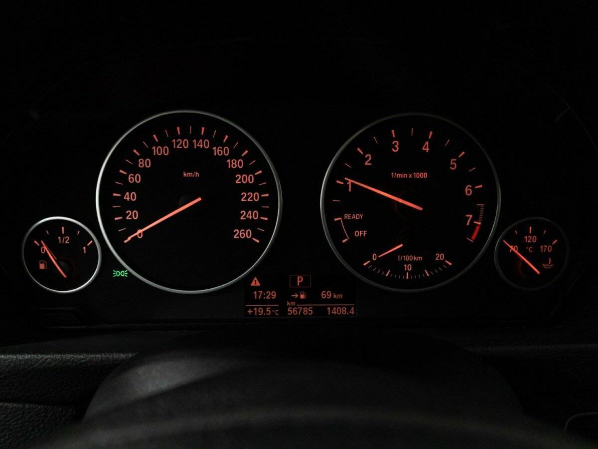 Купить BMW 3 серии с пробегом. Фото: #11