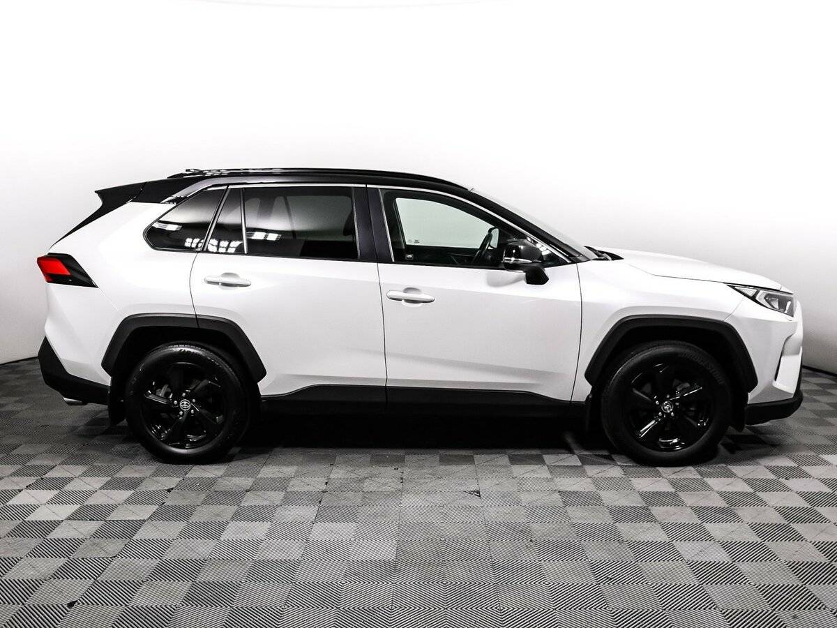 Купить Toyota RAV4 с пробегом. Фото: #3