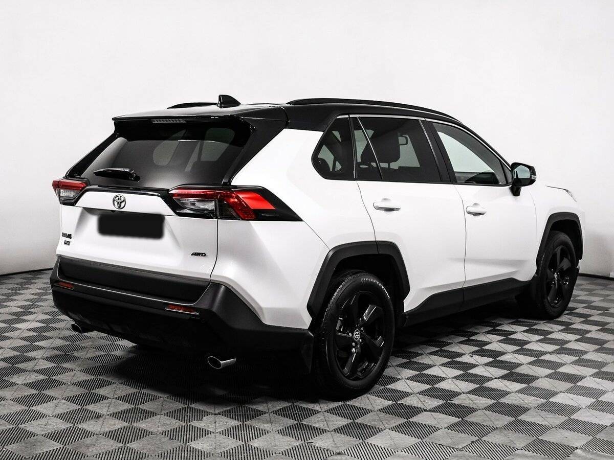 Купить Toyota RAV4 с пробегом. Фото: #4