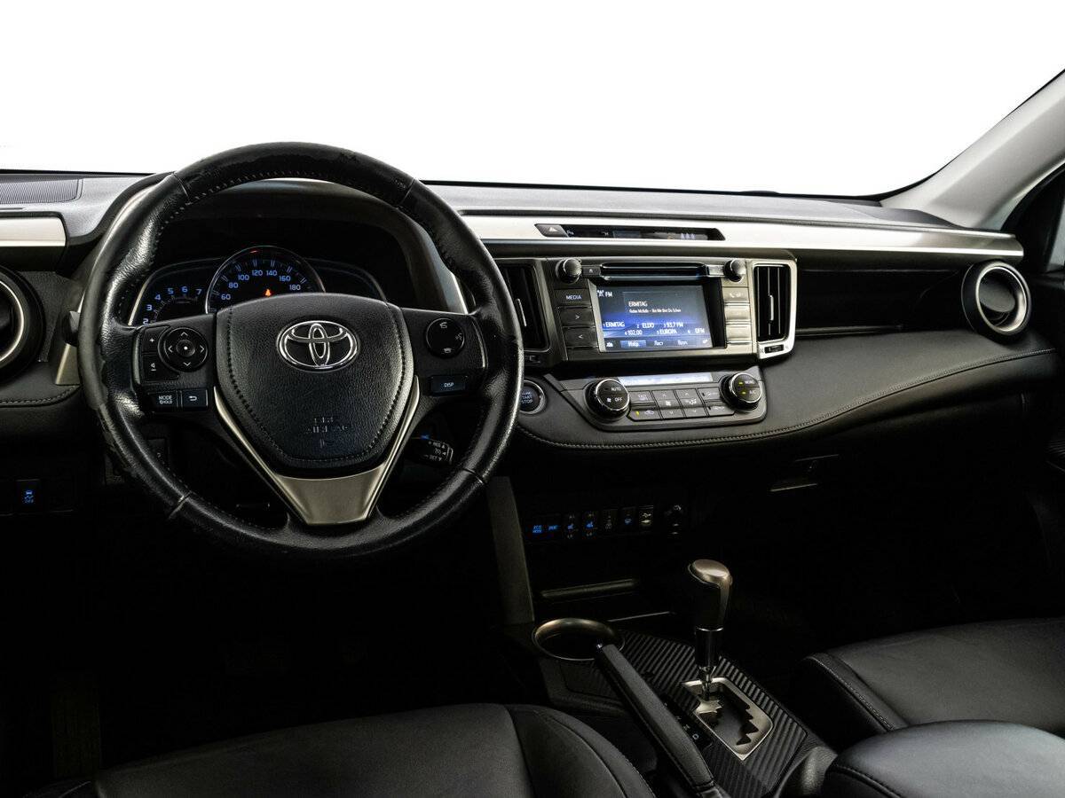 Купить Toyota RAV4 с пробегом. Фото: #10