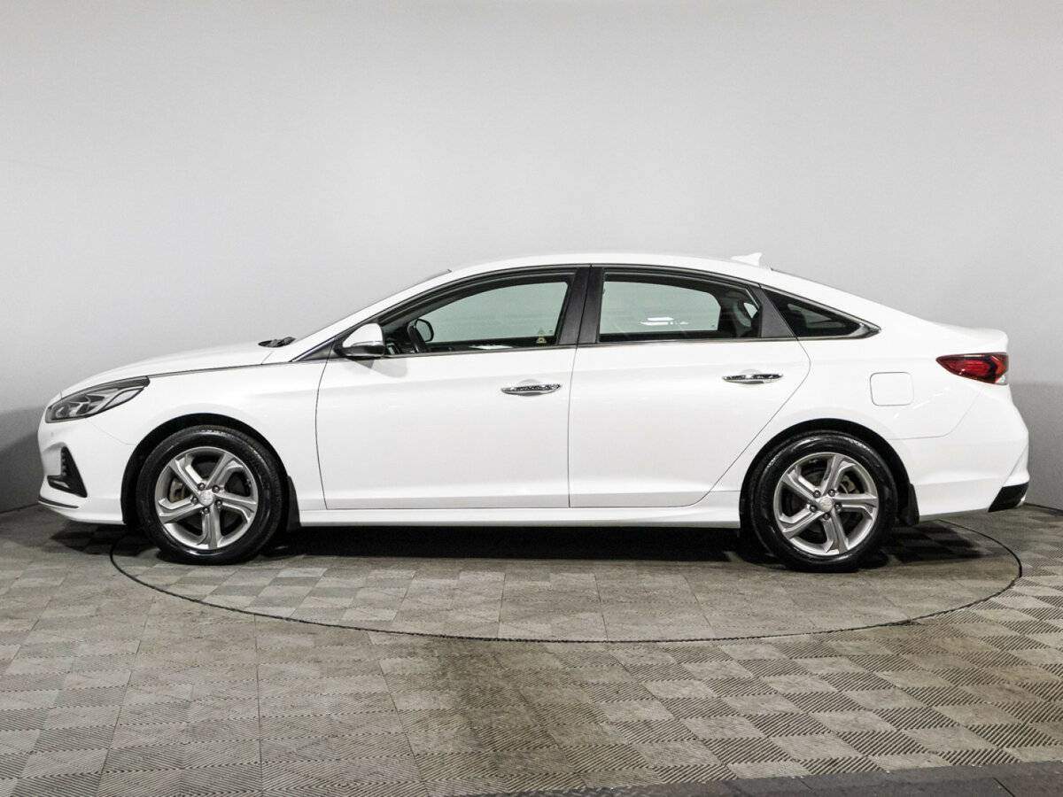 Купить Hyundai Sonata с пробегом. Фото: #7