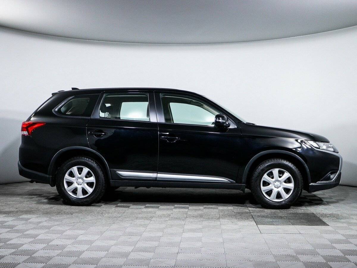 Купить Mitsubishi Outlander с пробегом. Фото: #3